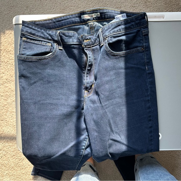 Shoes size 40 dresses size L and jeans size 10 - Picture 3 of 16